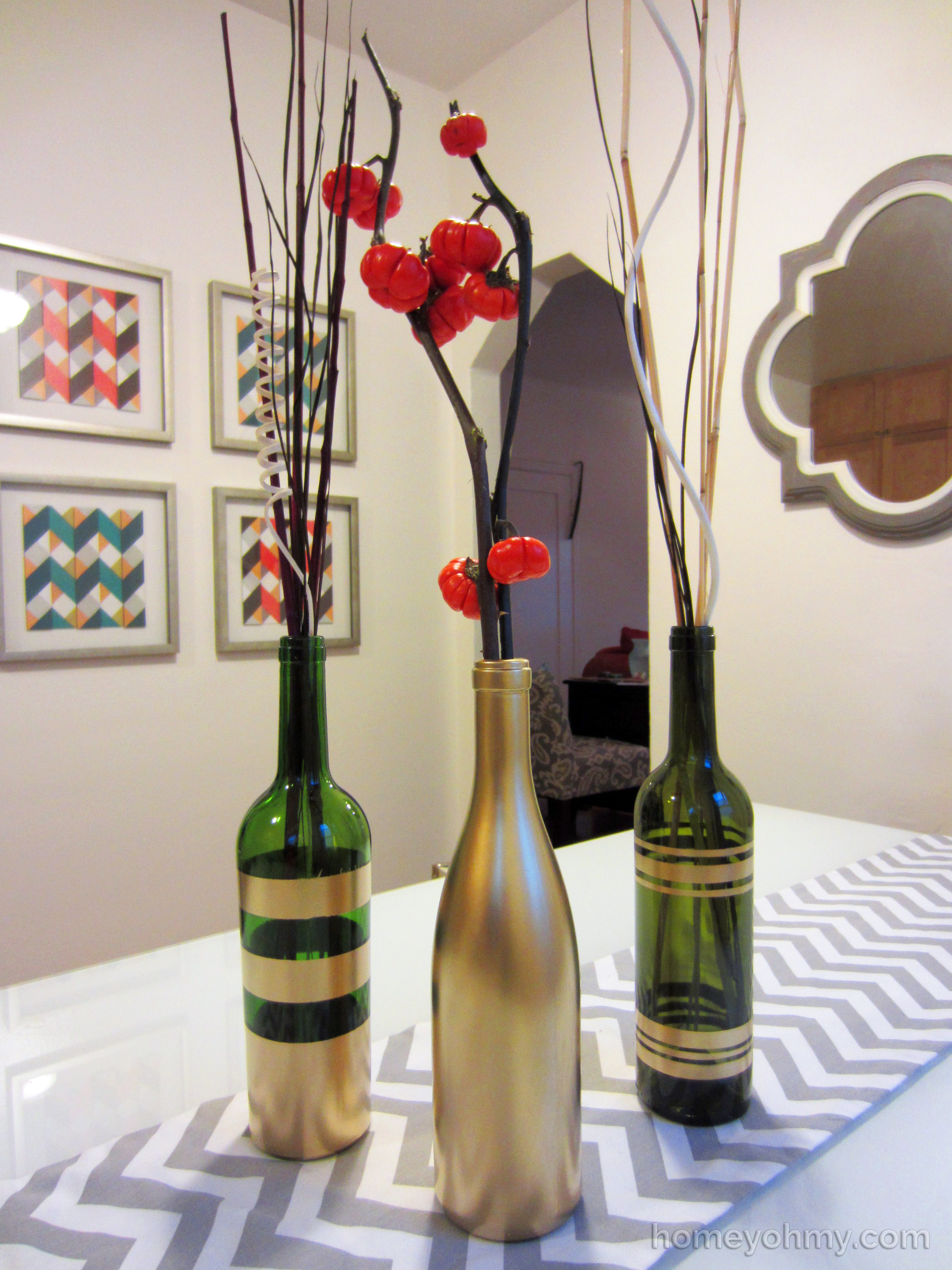 https://www.homeyohmy.com/wp-content/uploads/2013/09/DIY-Spray-Painted-Wine-Bottles-31.jpg