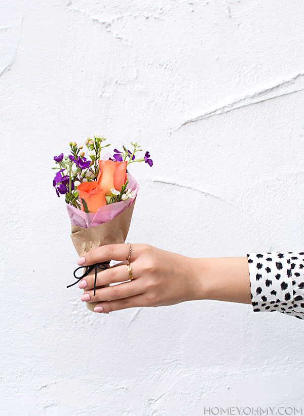 WOW, These DIY Mini-Floral Bouquets Are The Absolute Cutest