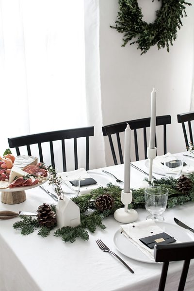 Easy Ways to Set a Festive Holiday Table - Homey Oh My