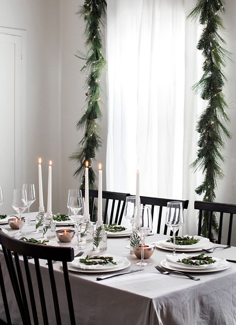 Modern Christmas Table - Homey Oh My